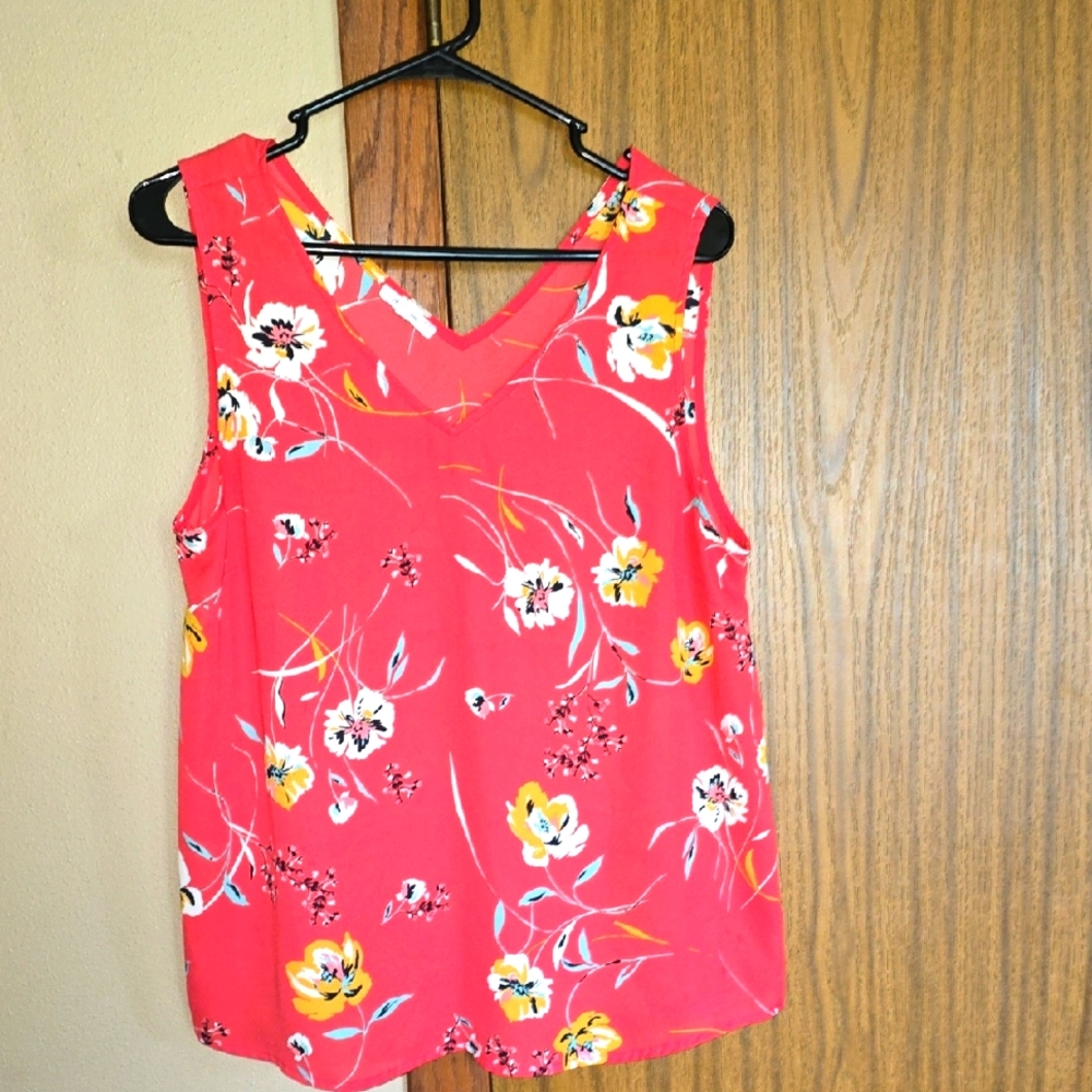 Maurices Red and Gold Sleeveless Tank Top